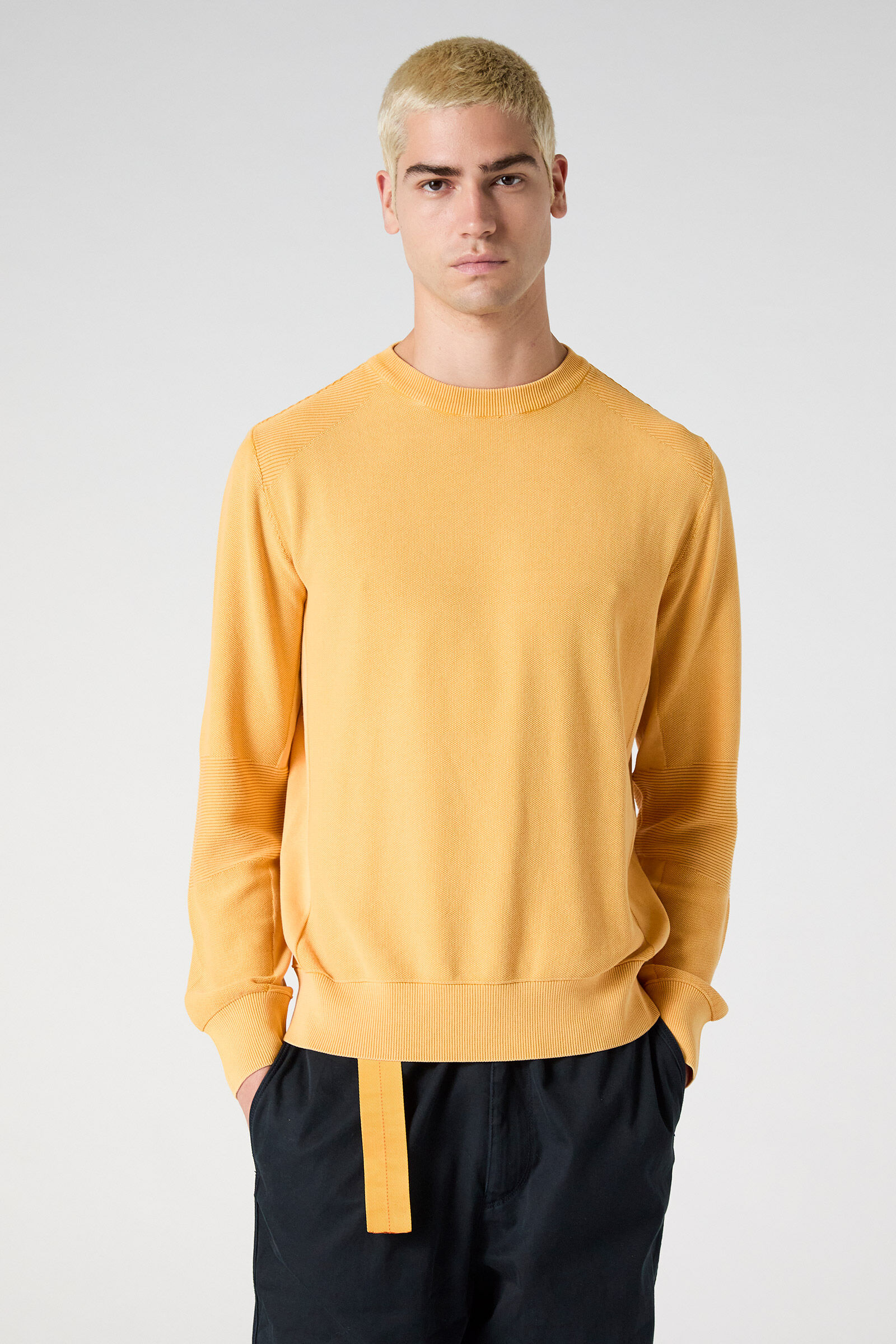 ORVAL - CREWNECK SWEATER BLACK | Parajumpers®