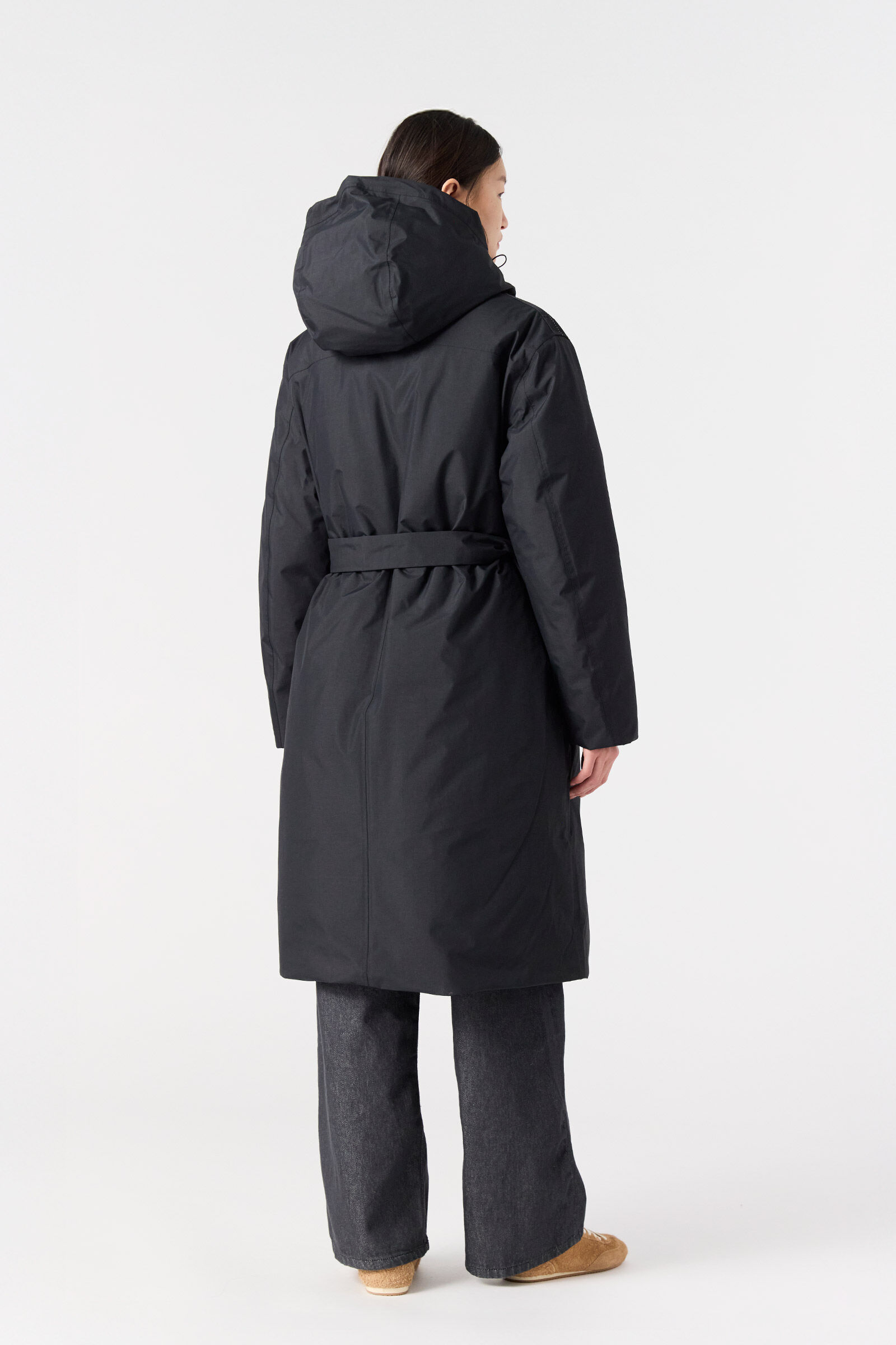 DUFFLE BASIC - HOODED PARKA BLACK | Parajumpers®