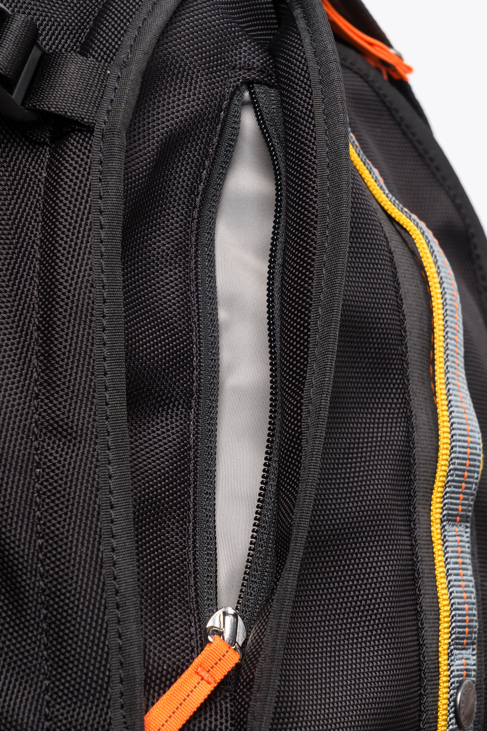 TAKU - BACKPACK BLACK | Parajumpers®